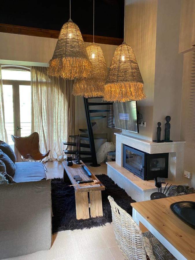 Luxurious Maisonette In The Countryside With A Pool Καλάβρυτα Εξωτερικό φωτογραφία