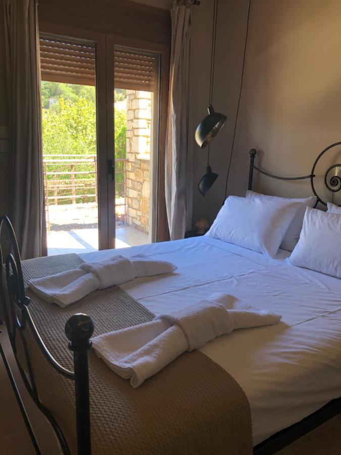 Luxurious Maisonette In The Countryside With A Pool Καλάβρυτα Εξωτερικό φωτογραφία
